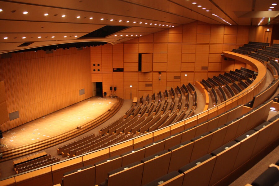 Leo Esaki メインホール